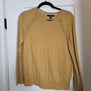 Banana Republic Forever Crew. Neck Long Sweater